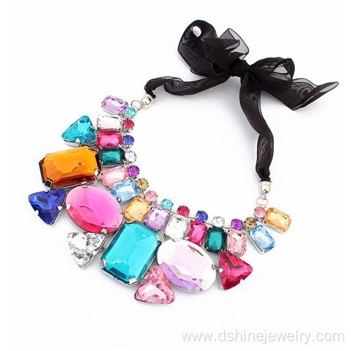 Luxurious Crystal Collar Choker Vintage Statement Necklace
